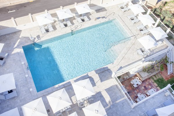 Outdoor swimming pool BQ Apolo 4* Playa de Palma
